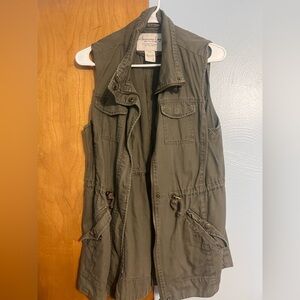 Army green vest